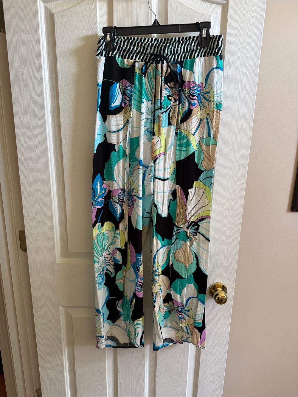 🌸Trina Turk: Black Teal Floral Drawstring Pants